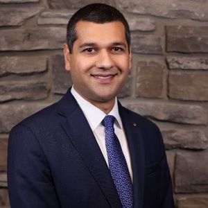 Meet your Posher, Behnam